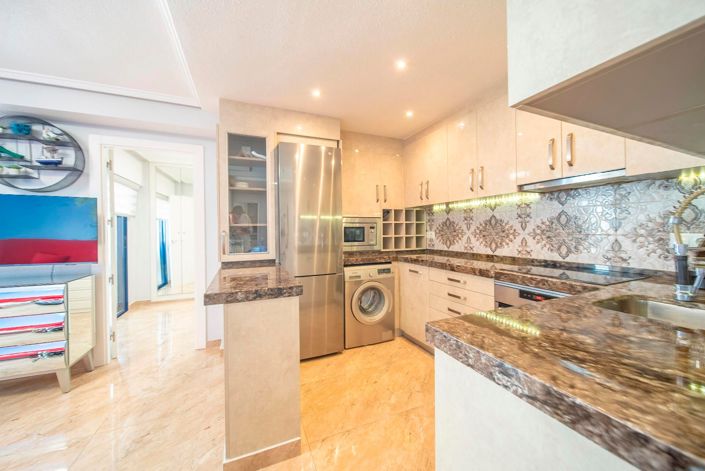 Image No.9-2 Bed Apartment for sale