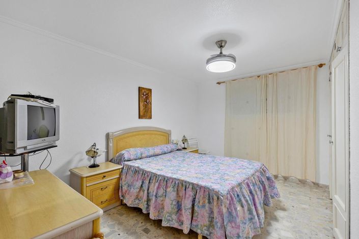 Image No.12-3 Bed Bungalow for sale