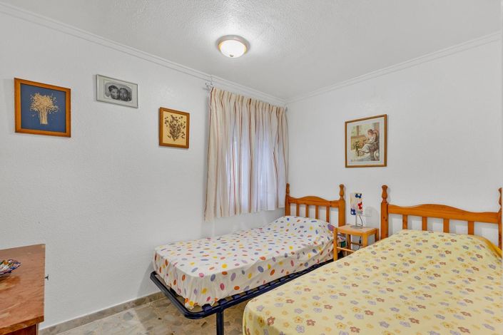 Image No.17-3 Bed Bungalow for sale