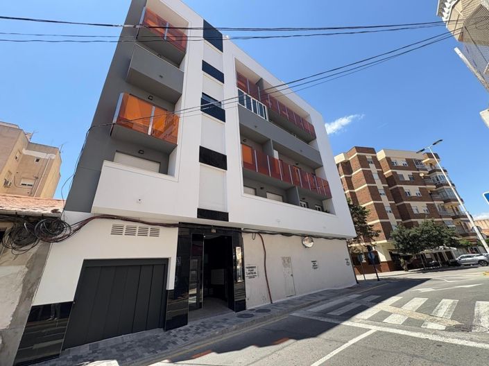 Image No.1-Appartement de 2 chambres à vendre à Torrevieja