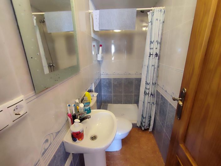 Image No.33-3 Bed House for sale