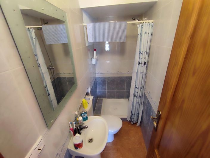 Image No.34-3 Bed House for sale