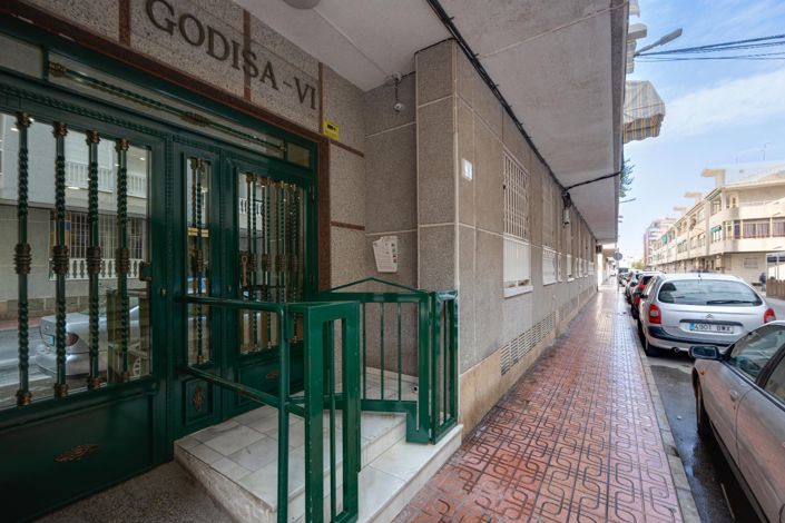 Image No.4-Apartment for sale