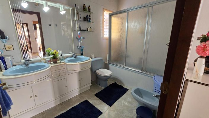 Image No.21-3 Bed Villa for sale