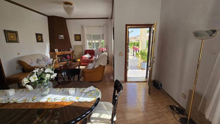 Image No.6-3 Bed Villa for sale