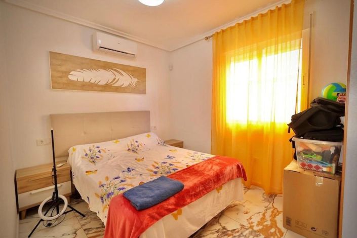 Image No.18-4 Bed Villa for sale