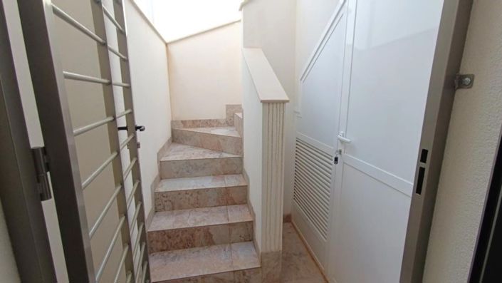 Image No.38-3 Bed Villa for sale