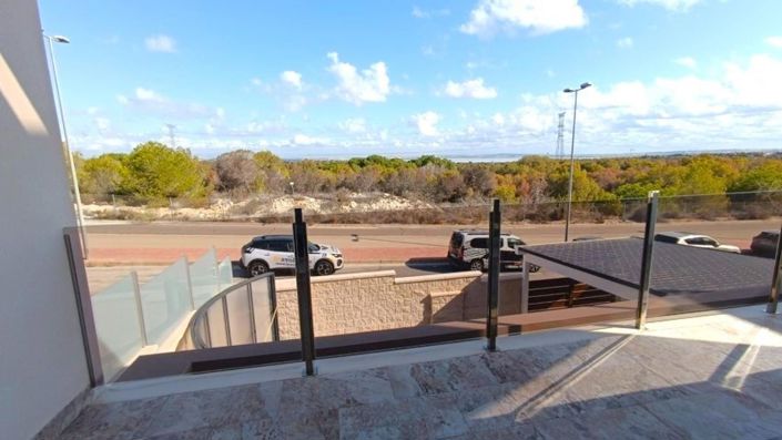 Image No.43-3 Bed Villa for sale