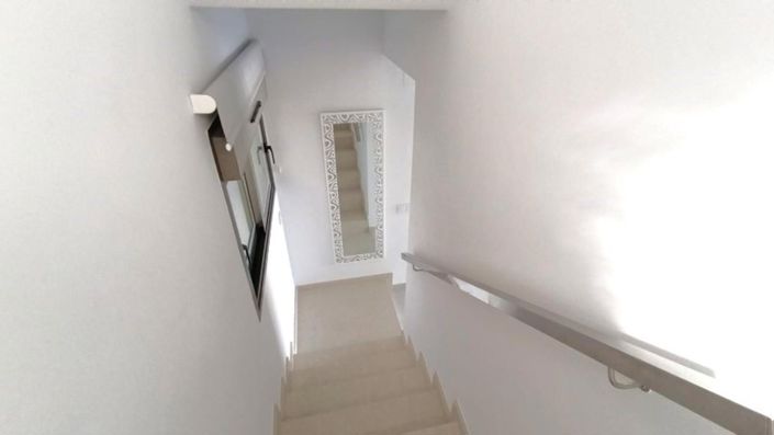 Image No.50-3 Bed Villa for sale