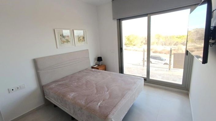 Image No.51-3 Bed Villa for sale