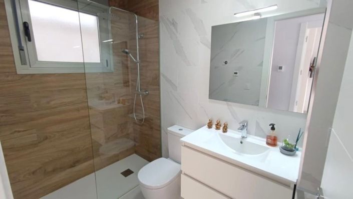 Image No.55-3 Bed Villa for sale