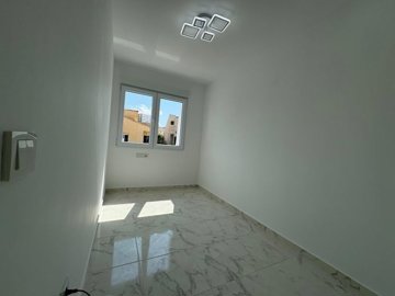 21822521
