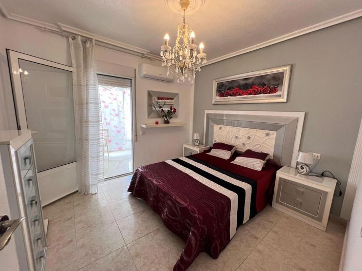 Image No.6-2 Bed Bungalow for sale