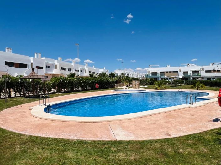 Image No.12-2 Bed Bungalow for sale