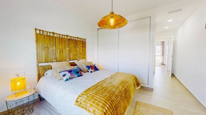 Image No.22-2 Bed Bungalow for sale