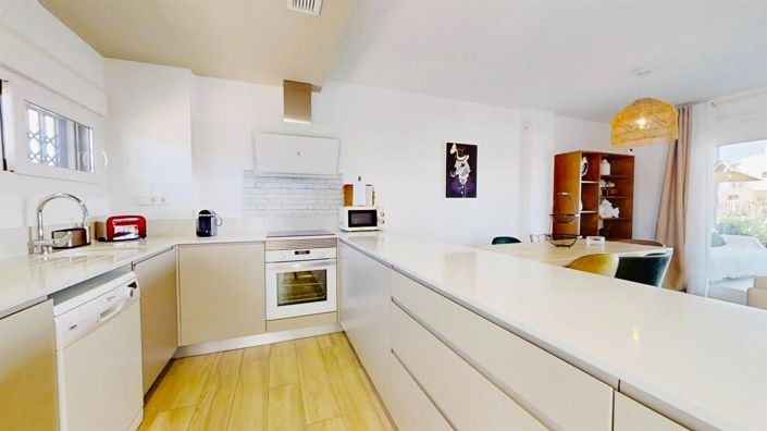 Image No.32-2 Bed Bungalow for sale