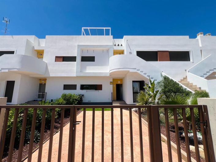 Image No.37-2 Bed Bungalow for sale