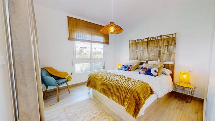 Image No.4-2 Bed Bungalow for sale