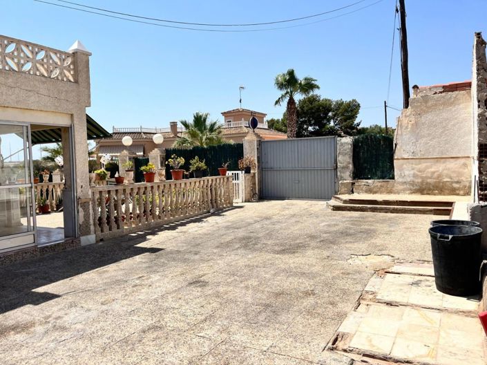 Image No.11-3 Bed Villa for sale