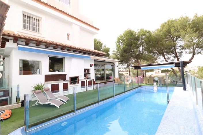 Image No.1-Villa de 3 chambres à vendre à Orihuela Costa