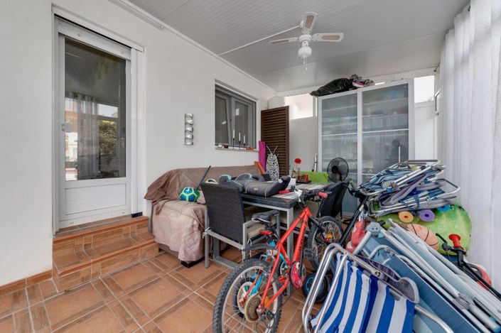 Image No.13-3 Bed House for sale