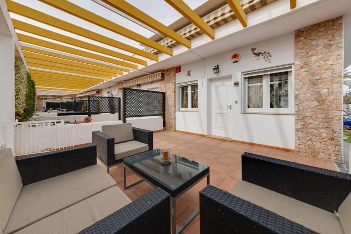 Image No.3-3 Bed House for sale