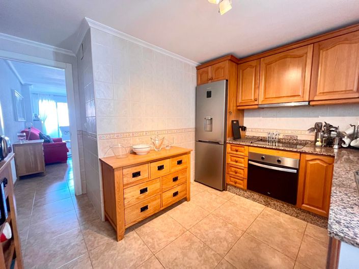 Image No.10-2 Bed House for sale