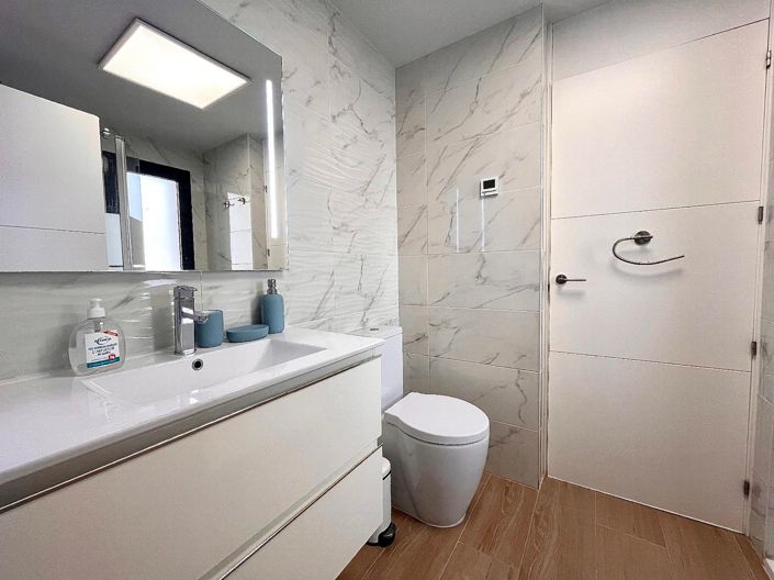 Image No.22-2 Bed Apartment for sale