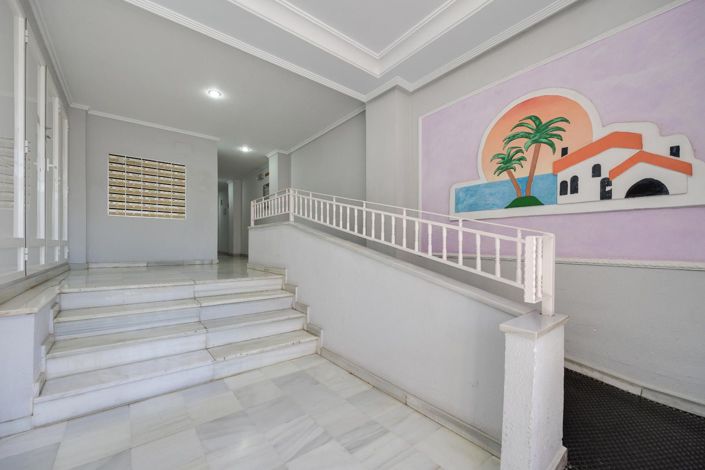 Image No.27-2 Bed Apartment for sale