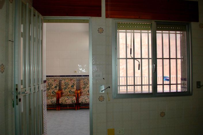 Image No.22-6 Bed House for sale