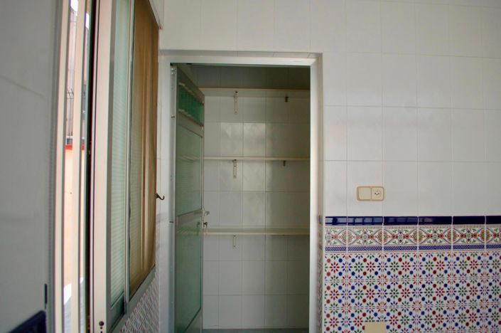 Image No.24-6 Bed House for sale