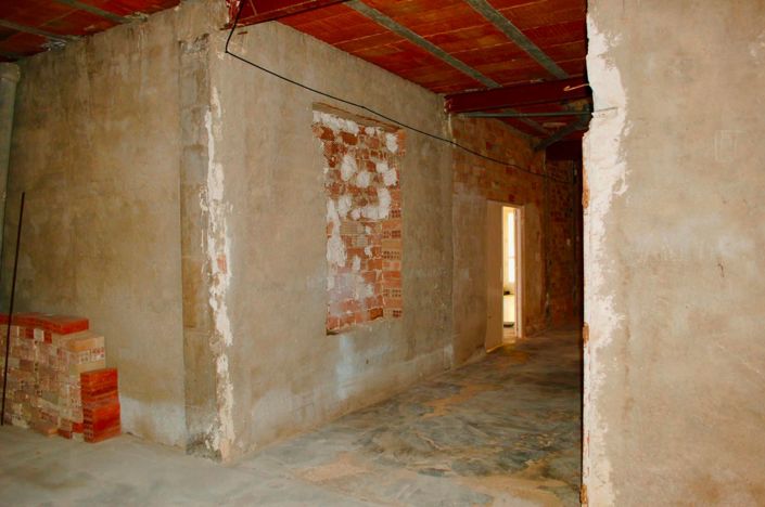 Image No.40-6 Bed House for sale