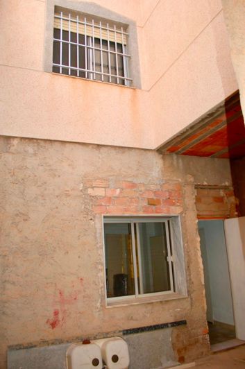 Image No.41-6 Bed House for sale