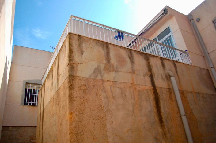 Image No.62-6 Bed House for sale