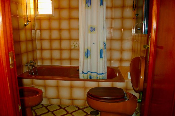 Image No.66-6 Bed House for sale