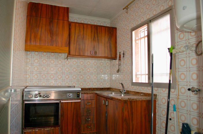 Image No.69-6 Bed House for sale