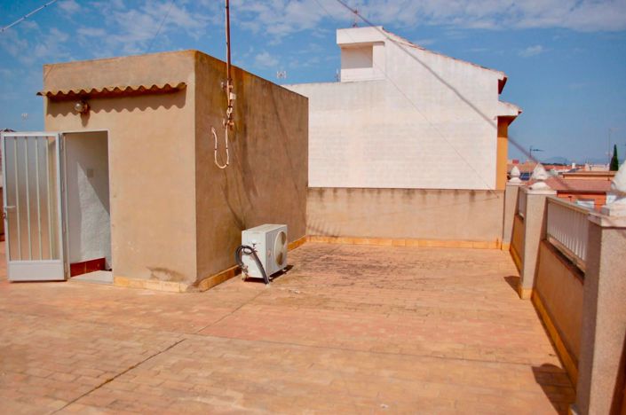 Image No.79-6 Bed House for sale