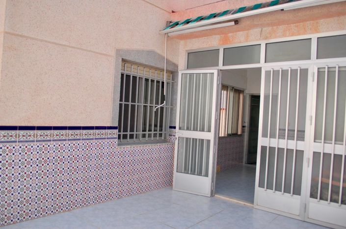 Image No.80-6 Bed House for sale