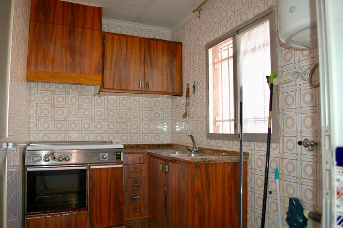 Image No.85-6 Bed House for sale