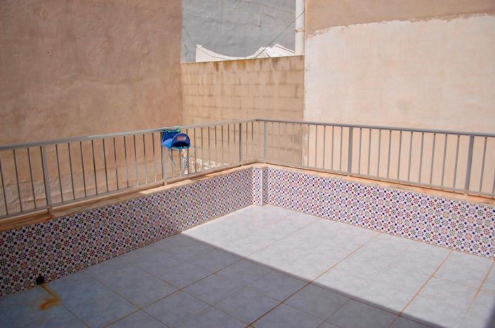 Image No.89-6 Bed House for sale