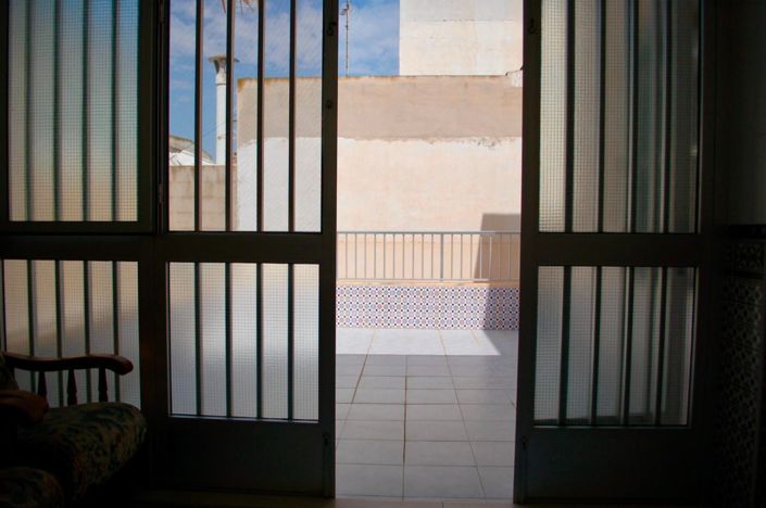 Image No.90-6 Bed House for sale