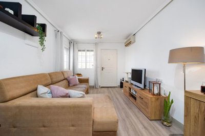 2 Bed Bungalow for sale