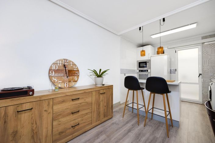 Image No.10-2 Bed Bungalow for sale