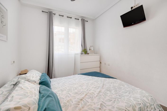 Image No.22-2 Bed Bungalow for sale