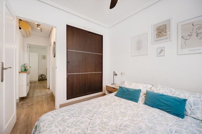 Image No.23-2 Bed Bungalow for sale