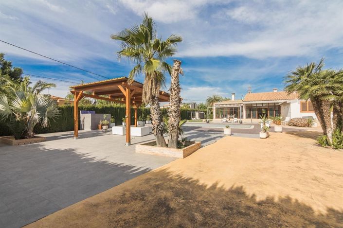 Image No.11-5 Bed Villa for sale