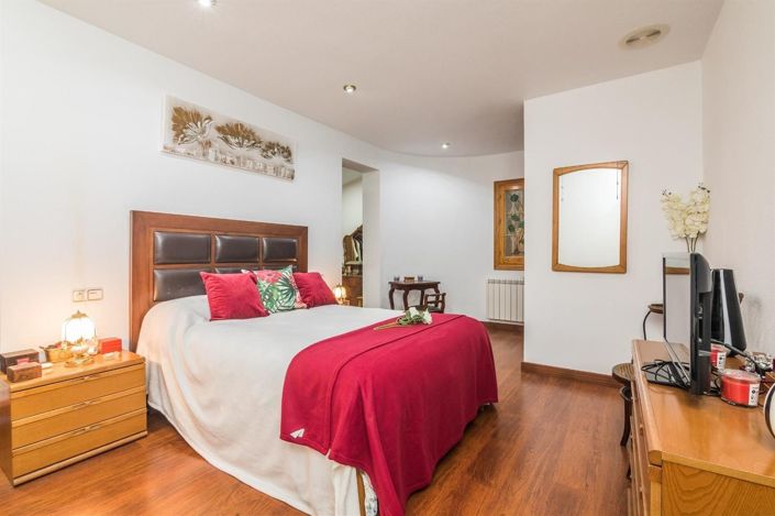 Image No.24-5 Bed Villa for sale