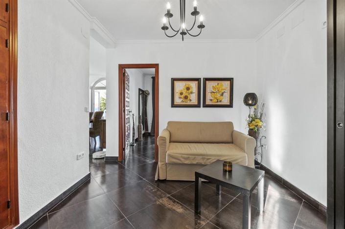 Image No.20-5 Bed Villa for sale