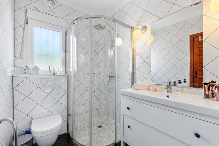 Image No.22-5 Bed Villa for sale