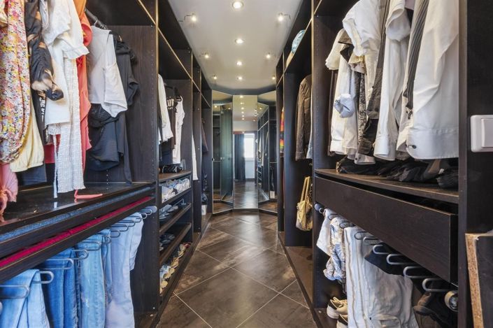 Image No.33-5 Bed Villa for sale